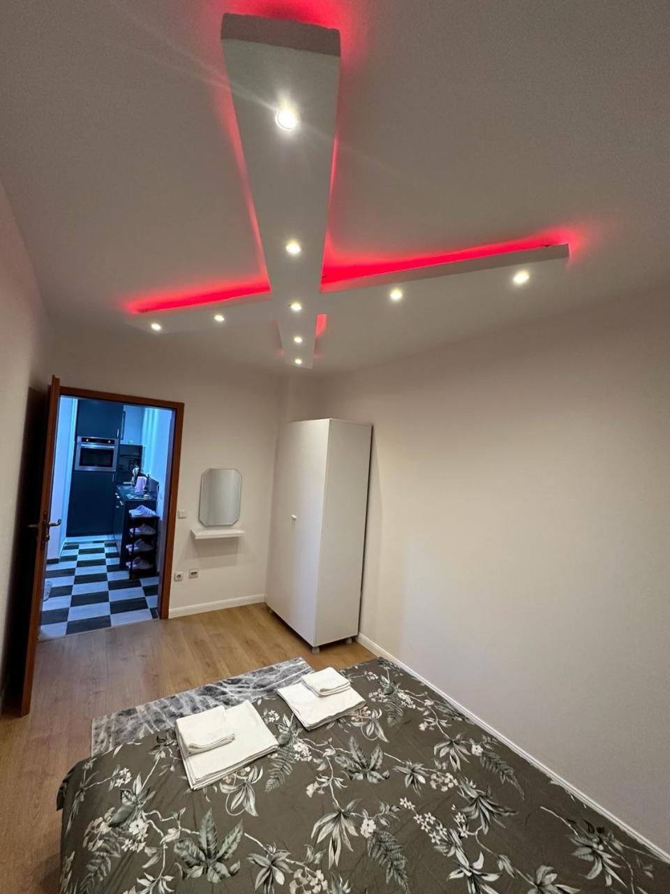 38 Apartment 2 Pristina Esterno foto